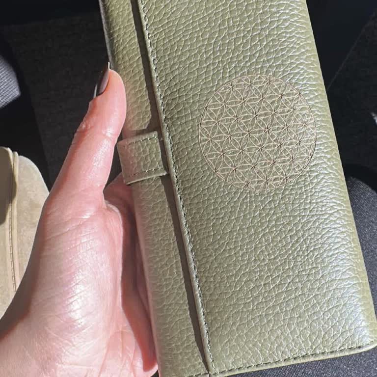 Ürün Rengi Ve Baskısı Görünenden Farklı Hızlı İade Talebi