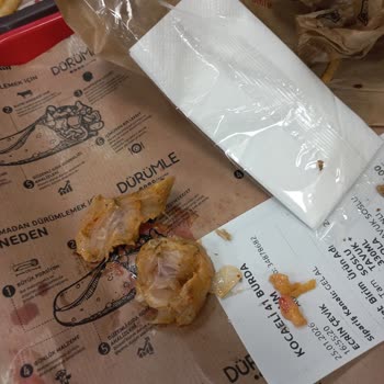 Kocaeli İzmit Dürümle Şubesinde Çiğ Tavuk Sorunu Ve 250 TL İade Talebi