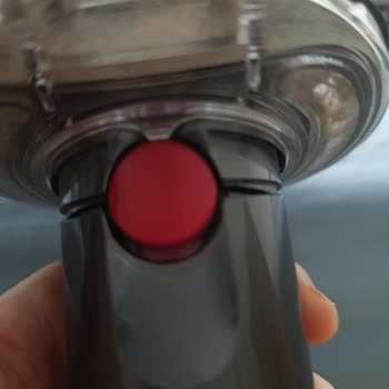 Dyson Kısa Sürede Parça Kırılması Yaşamam