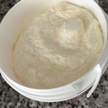 Migros Süzme Yoğurt Bozulması ve Müşteriye Saygısız Davranan Personel