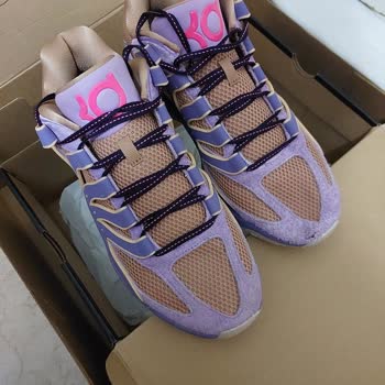 Nike KD18 Basketbol Ayakkabısının Uç Kısmının Kısa Sürede Yırtılması Üretim Hatası Şikayeti