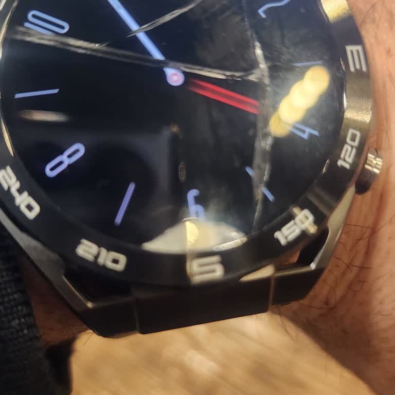 Huawei Watch Ekran Onarım Ücreti Yeni Ürün Fiyatının %60'ına Yakıyor