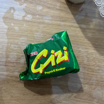 Yanmış Çizi Krakeri Ve Cevapsız Müşteri Hizmetleri