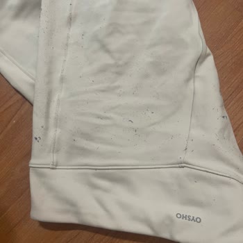 Oysho'dan Aldığım Termal Pantolonlarda Tüylenme Sorunu