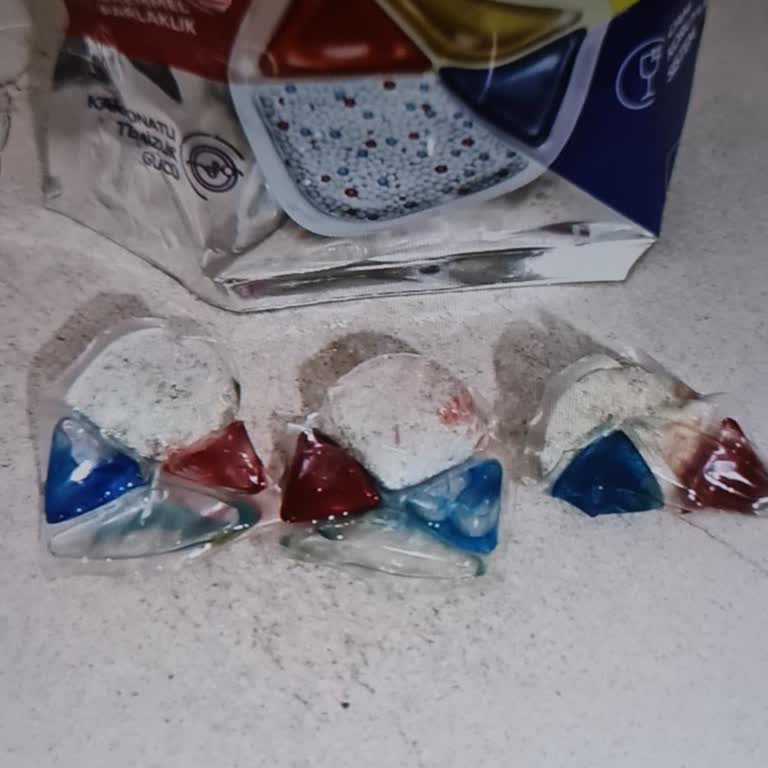 Hepsiburada'dan Aldığım Deterjan Paketi Çabuk Patladı