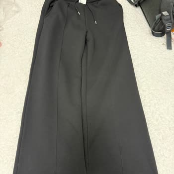 DeFacto’dan Gelen Kusurlu Ürünler Ve İade Yanıtı Bekleniyor