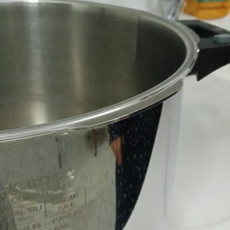 İkinci Kullanımda Yandan Yarılan Düdüklü Tencere İçin Para İadesi Talebi