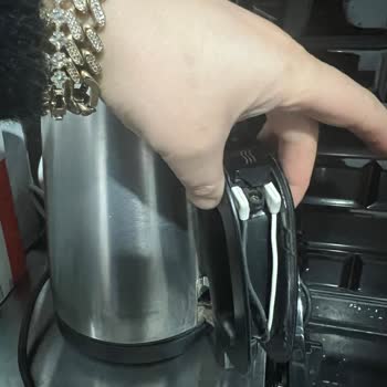 Karaca Çay Makinesi Kulpu Koptu, Güvenlik Riski Ve Cevapsız Müşteri Hizmeti