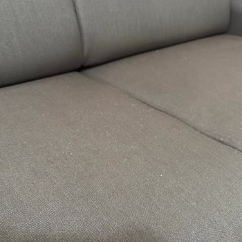 Koltuk Takımında Hızlı Topaklanma Ve Tüylenme, Yetkili Servisin Çözüm Sunamaması
