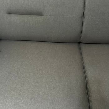Koltuk Takımında Hızlı Topaklanma Ve Tüylenme, Yetkili Servisin Çözüm Sunamaması