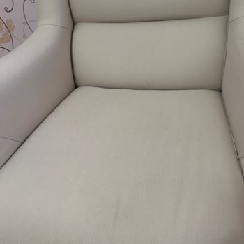 Koltuk Takımında Hızlı Topaklanma Ve Tüylenme, Yetkili Servisin Çözüm Sunamaması