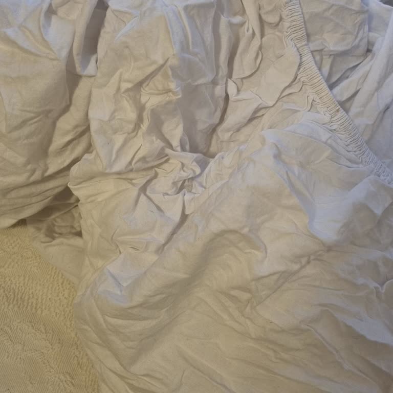 Yanık Plastik Kokusu Ve Kırışık Çıktısı İle Çaresiz Kalan Arçelik Kurutmalı Çamaşır Makinesi