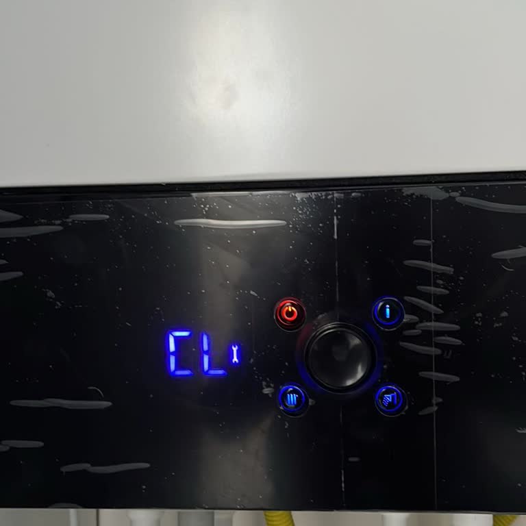 Bebekli Aileyi Soğukta Bırakan Kombi Arızası Ve Servis İhmali