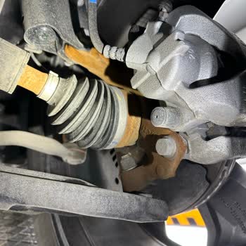 Renault Duster'da Görülen Gamzeler Ve Göçük İçin Değer Kaybı Tazmini