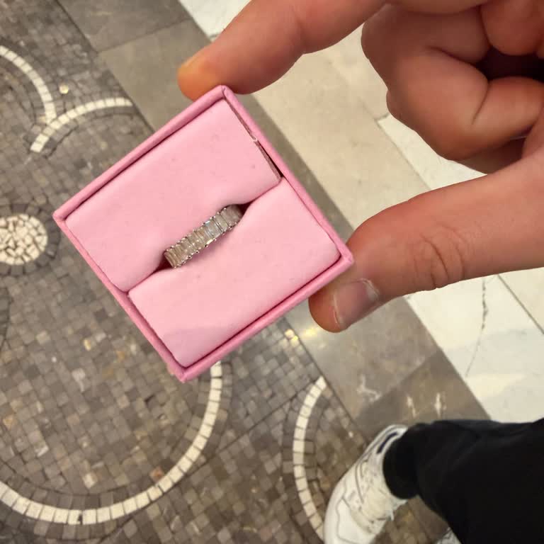 İstinyePark’ta Swarovski Yüzük Değişim Reddi Ve Saygısız Tavır