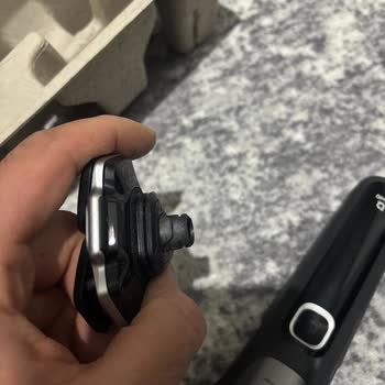 Garanti Servisinden Çizik Ve Kirli Tıraş Makinesi Aldım