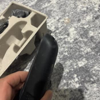 Garanti Servisinden Çizik Ve Kirli Tıraş Makinesi Aldım