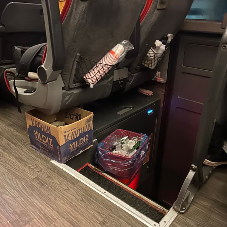 Alanya-İzmit Yolculuğunda Eski Otobüs Hijyen Sorunu Ve Saygısız Personel