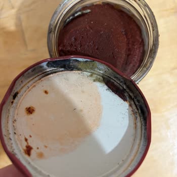 Küflenmiş Tat Salçası İçin Güven Kaybı Ve Açıklama Talebi