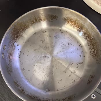 IKEA'dan Talimatlara Uygun Kullanılan Pilav Tenceresinde Yanma Ve İade Reddi