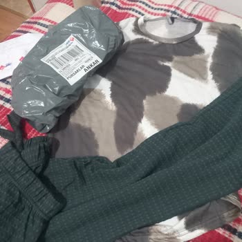 @ceylinin.butigi Eksik Ürün Gönderdi Paramın İadesini Yapmıyor