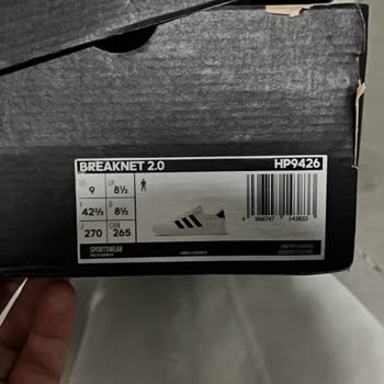 Adidas Breaknet 2.0 Ayakkabısında Altı Ayda İç Astarda Yırtılma, Mağazalar Kullanıcı Hatası Diyor