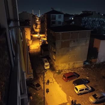 Serbest Sokakta Tekrarlayan Elektrik Kesintisi Ve Acil Çözüm Talebi