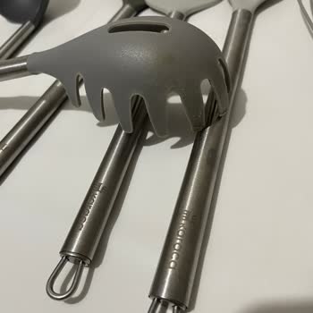 Karaca Servis Setinde Hızlı Deformasyon