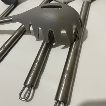 Karaca Servis Setinde Hızlı Deformasyon