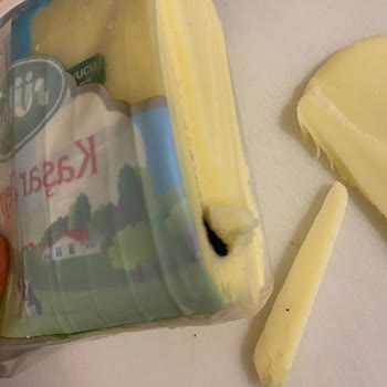Kaşar Peynirinde Bant Bulunması Gıda Güvenliğini Tehdit Ediyor