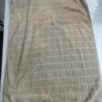 Renk Açan Havlu İçin Değişim Ve İade Talebi