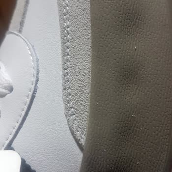 Defolu Lufian Sneaker Değişimi Reddedildi