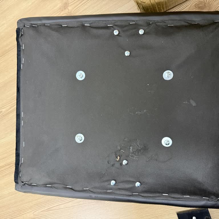 Xprime Koltuğu Kutu Hasarı Ve Özür Talebi