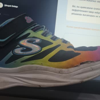 Skechers Kısa Sürede Yırtılan Çocuk Ayakkabısının Kusursuz Olduğu İddiası Ve Değişim Talebi