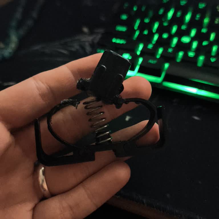 Kolçak Parçası Satılamıyor, Kullanıcı Dostu Değil