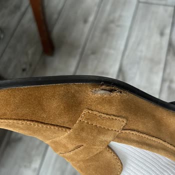 Zara’da Kendiliğinden Yırtılan Ayakkabı İçin Değişim Ve İade Talebi