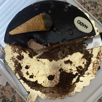 Kötü Kaliteli Pasta Doğum Günü Mahvoldu, Mado Antalya Şubesine Uyarı