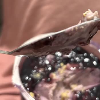 Şok Market’ten Alınan Cake Craft Cheesecake’te Kıl Benzeri Yabancı Madde Bulundu