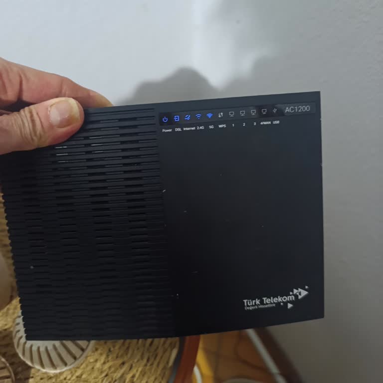 Yüksek Ücretli Fiber İnternet Sürekli Kesintili, Ücret İadesi Talebi