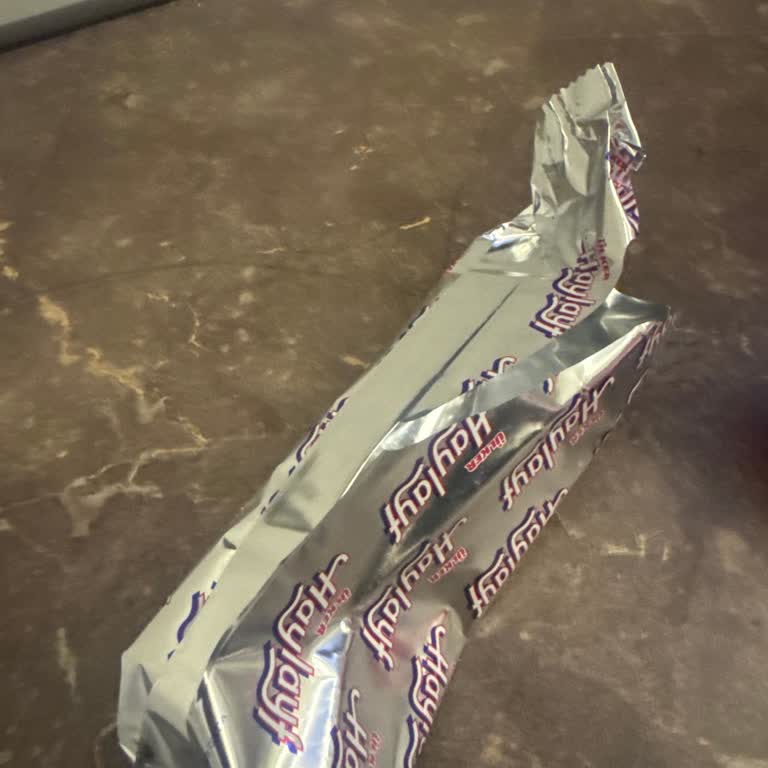 Ülker Haylayf Ürününün Bayat Tadından Şikayet