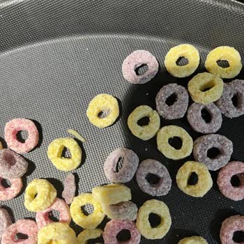 Migros Mağazasındaki Fruity Rings Ürünü Canlı Larvalar İçeriyor