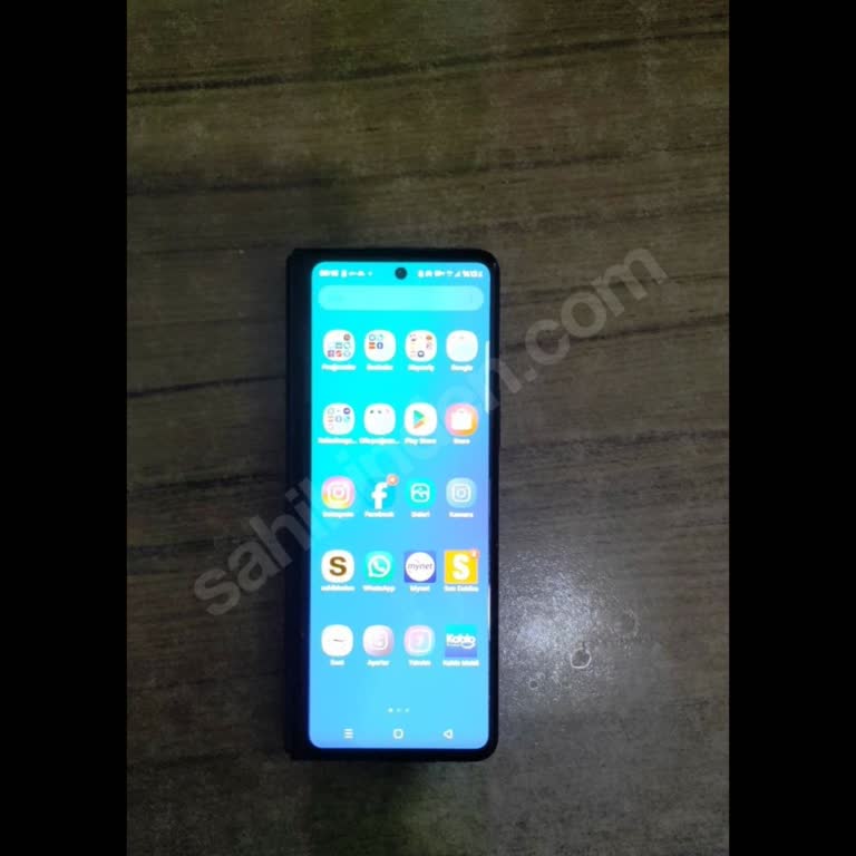 Samsung Antalya Servisinde Dış Ekran Kırığı İçin Tam Ekran Değişimi Ve Aşırı Ücret