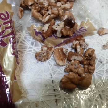 Kurtlu Ceviz Satın Alındı, Hijyen Sorunu Ve İade Talebi