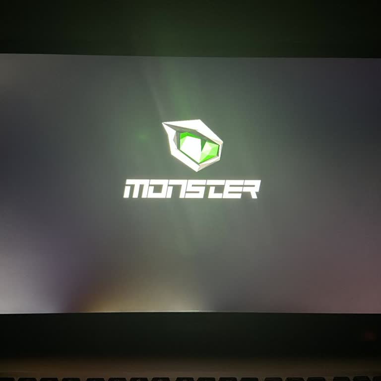 Monster Laptop Tamirinde Uzayan Süre Ve Bilgi Eksikliği