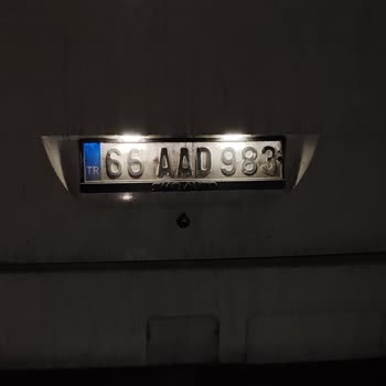 Patlayan Lastik Sonrası Yardım Gelmedi, Yolcu Güvenliği Tehlikede