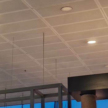 Esenboğa Havalimanı’ndaki İly Cakes& Bakes Şubesinde Eldiven Kullanımı Ve Hijyen İhlali