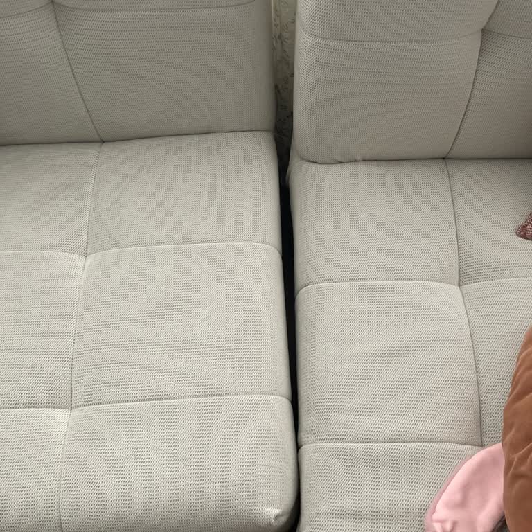 Yeni Köşe Koltuğunda İlk Kullanımda Ayağının Kırılması Ve Servis İletişimsizliği