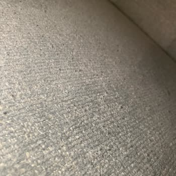 Kısa Sürede Tiftiklenen Koltuk Ve Sandalye Takımlarında Üretim Hatası Ve Değişim Talebi