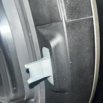 Garanti Kapsamındaki Kapak Düğmesi Kırılması İçin 5.000 TL Ücret Talebi