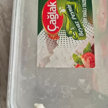 Çelikkayalar Market Beyaz Peynirde Plastik Parça Keşfi Ve Sağlık Riski
